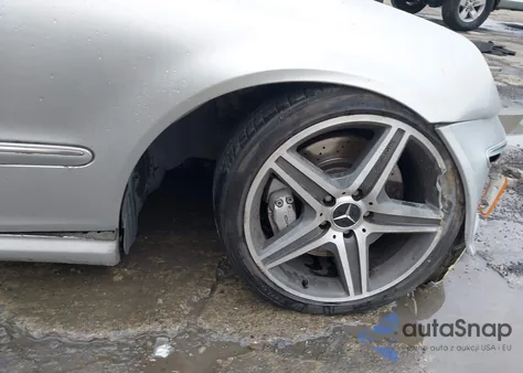 2005 Mercedes-Benz C 55 Amg z USA, uszkodzony, nr VIN WDBRF76J95F591317